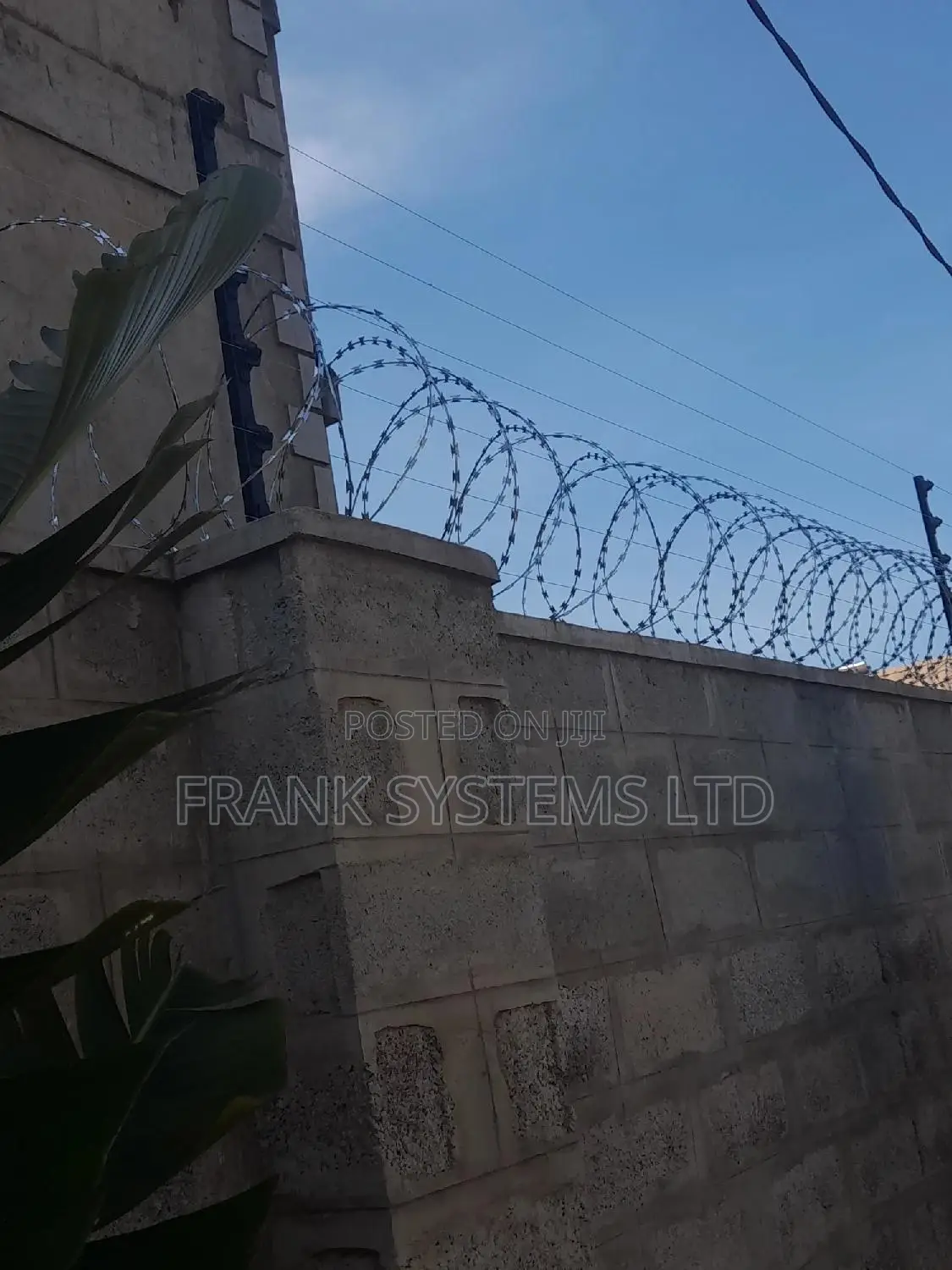 Electric Fence System With Razor 450mm