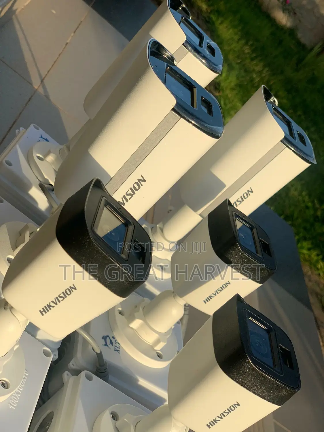 HIKVISION Smart Hybrid Light Camera