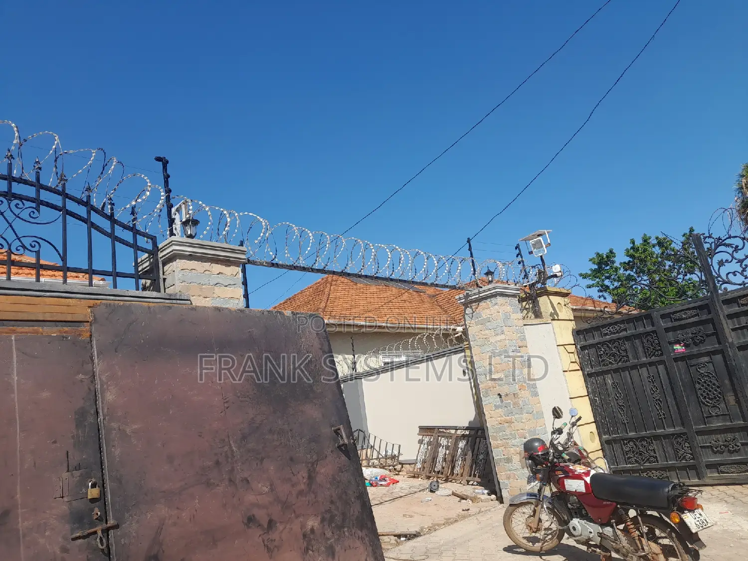 Electric Fence System 100fts by 95fts