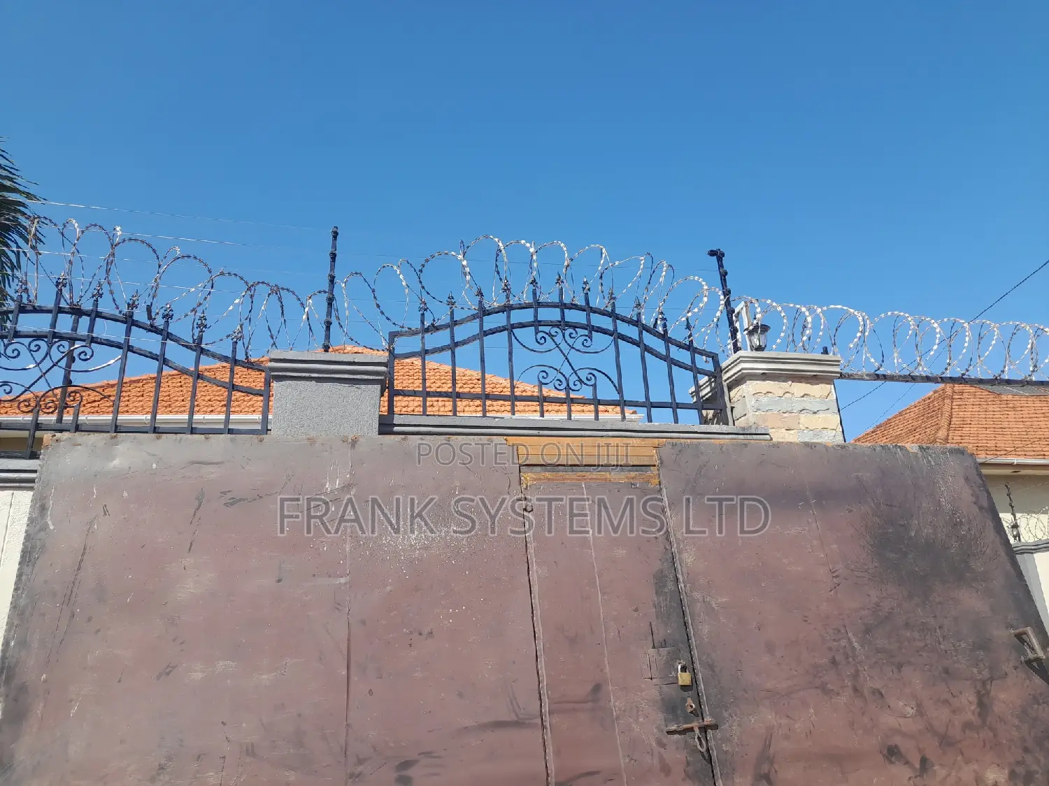 Electric Fence System 100fts by 95fts