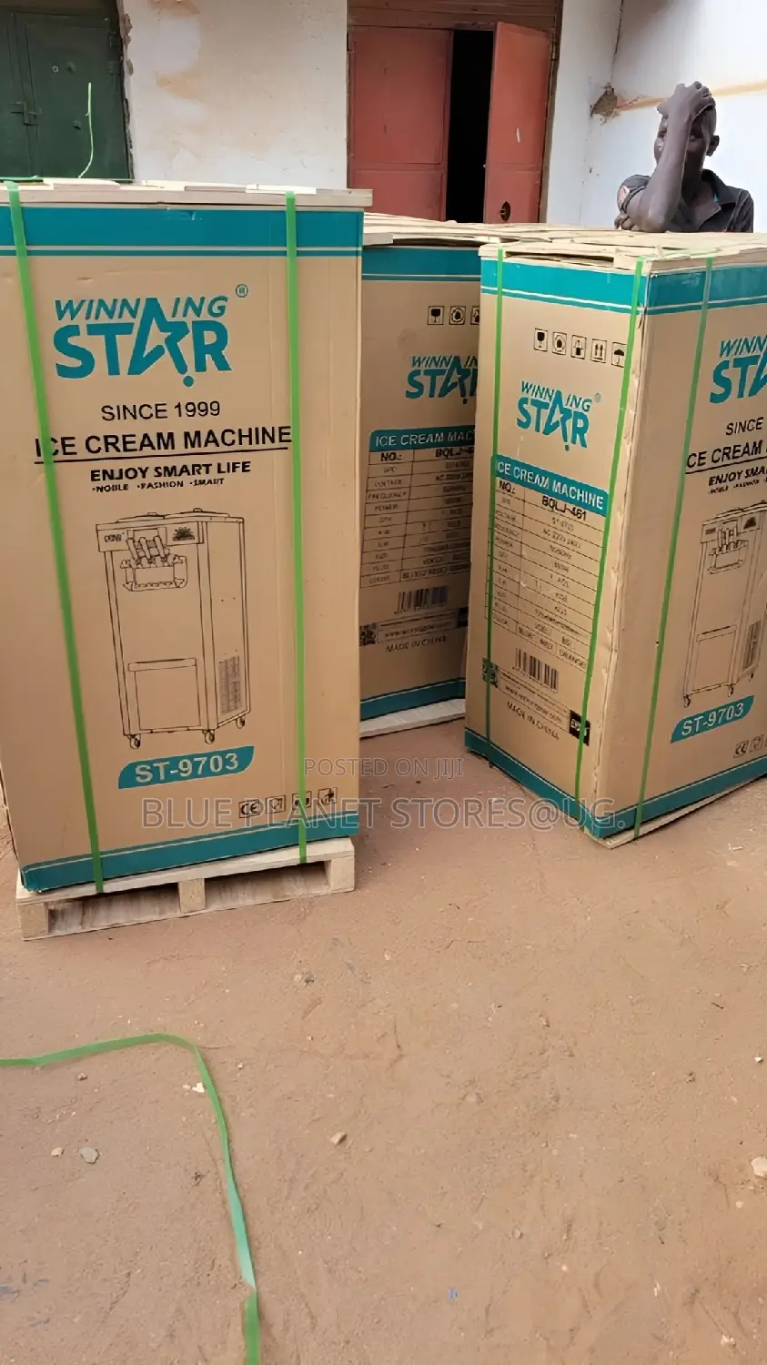 WINNINGSTAR Automatic Ice Cream Machines \\ 1850w \\ ST-9703