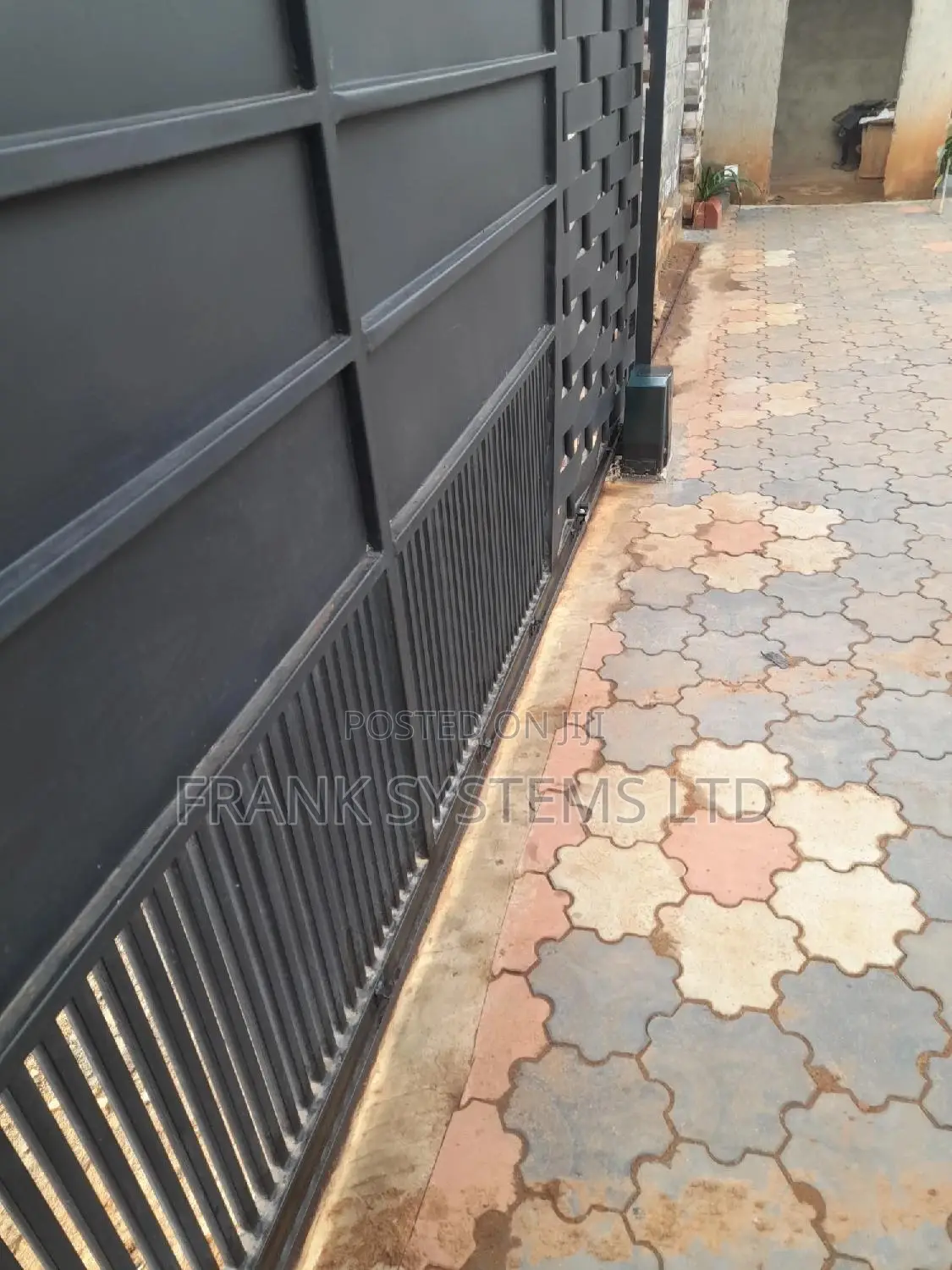 Automatic Sliding Gate Motor System. D5 Centurion