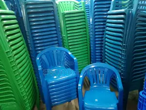 Plastic Chairs Plastic Chairs