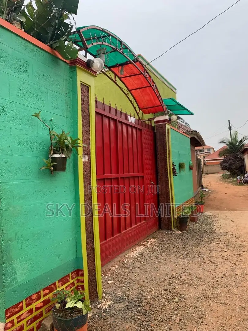 1bdrm Bungalow in Kisaasi, Nakawa for sale