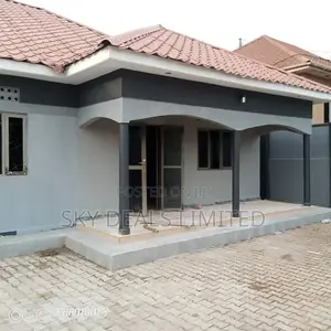 4bdrm Bungalow in Kisaasi, Nakawa for sale