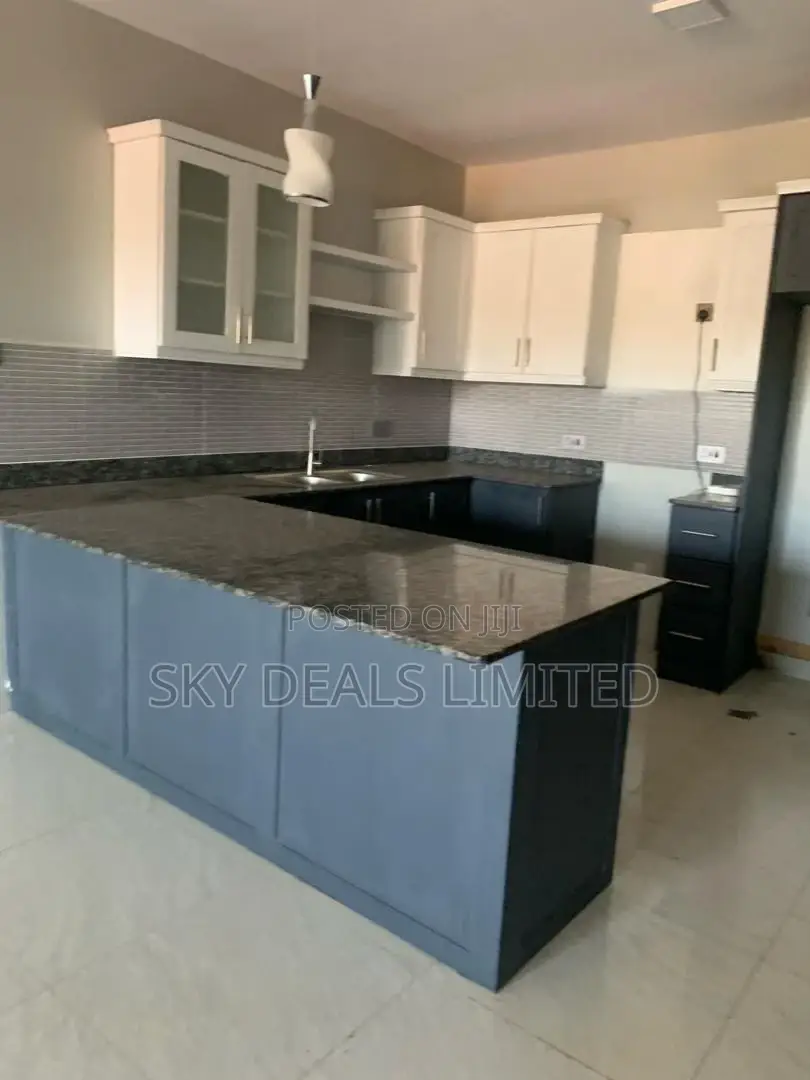 4bdrm Bungalow in Bukooto, Nakawa for sale