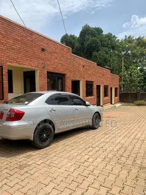 1bdrm Bungalow in Kisaasi, Nakawa for sale