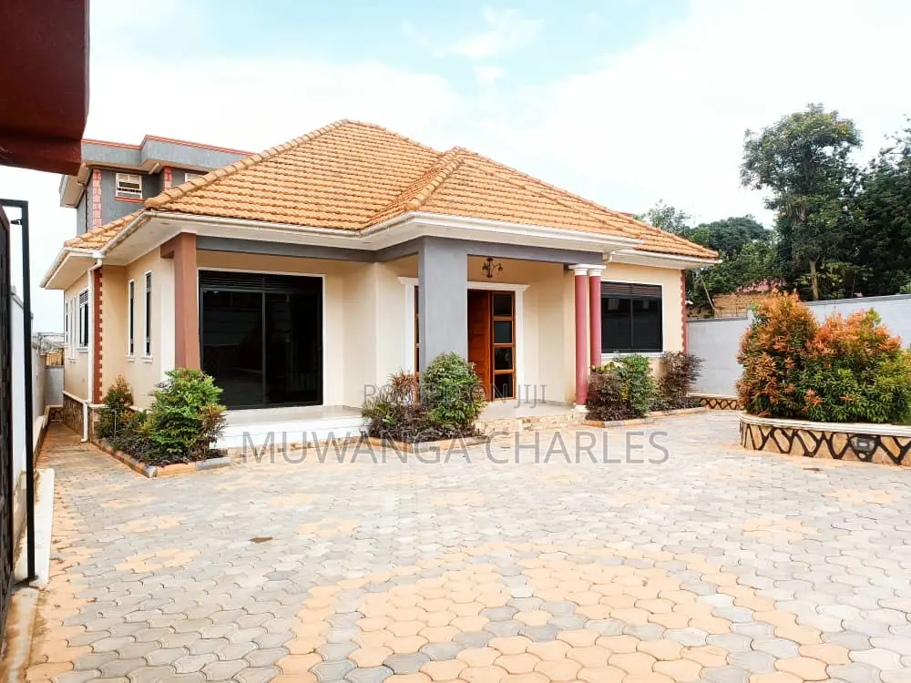 3bdrm Bungalow in Fs Properties Ltd, Kira for sale