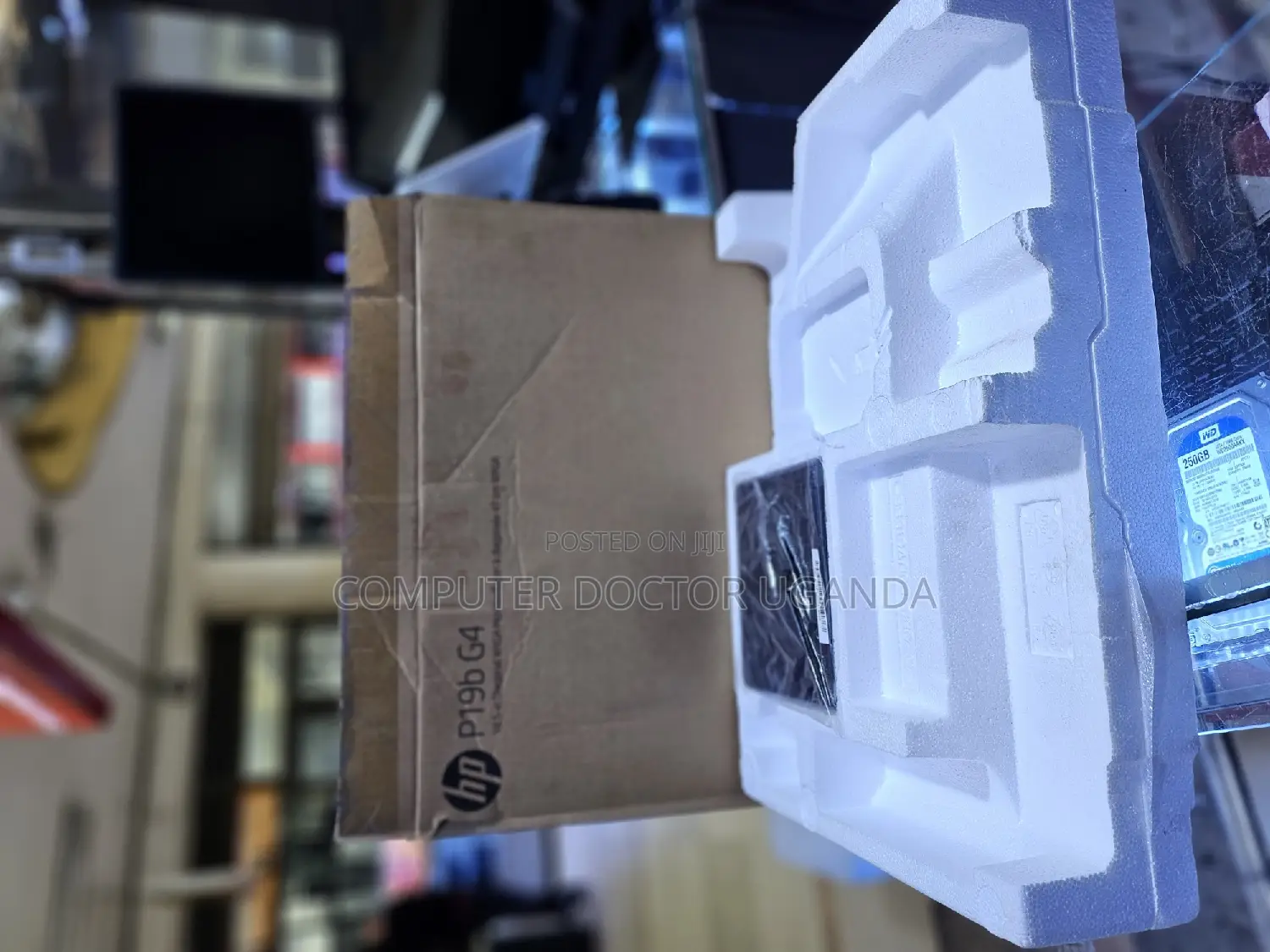 Hp Monitors 19inches Brand New