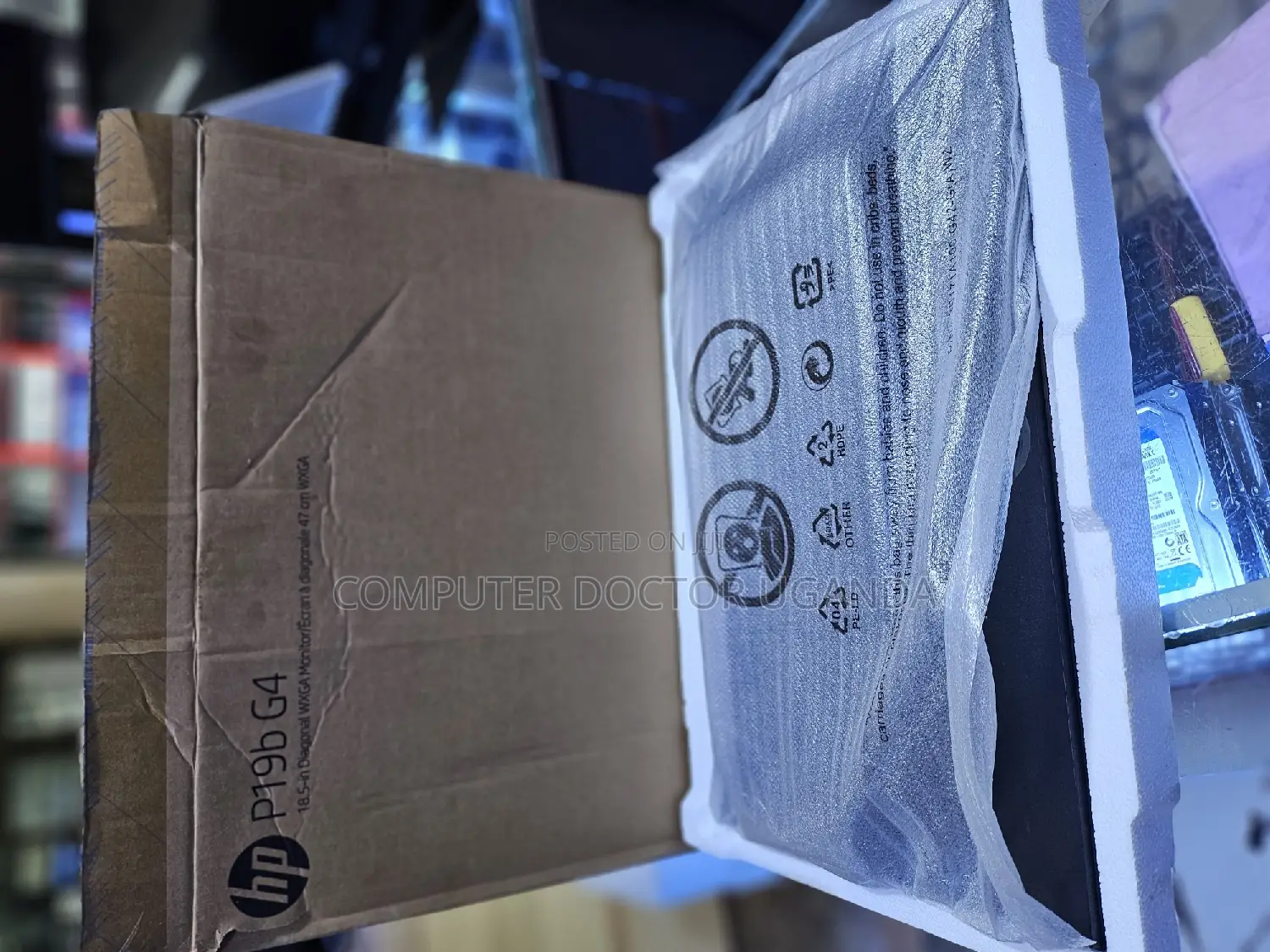 Hp Monitors 19inches Brand New