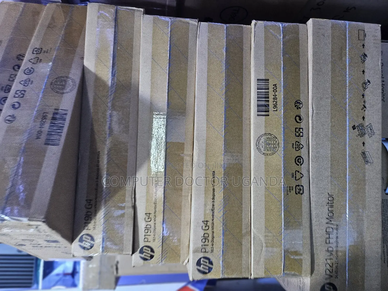 Hp Monitors 19inches Brand New