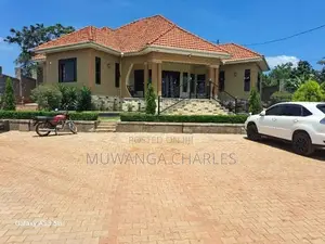 4bdrm Bungalow in Fs Properties Ltd, Kira for sale
