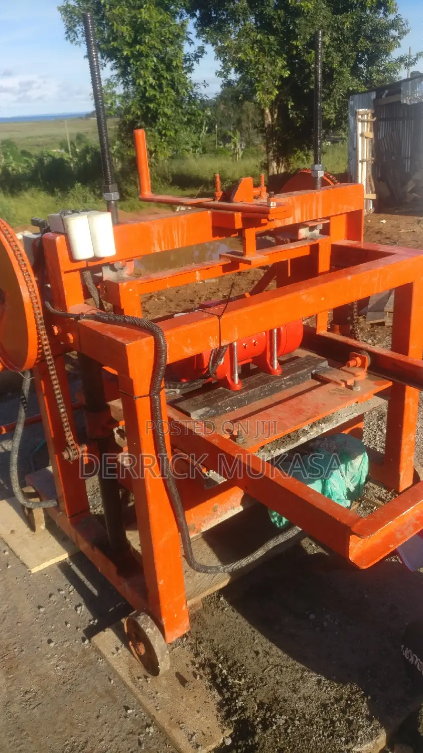 Block Making Machine( Egg Layer)