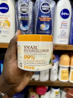 Snail Repairing and Moisturising Cream
