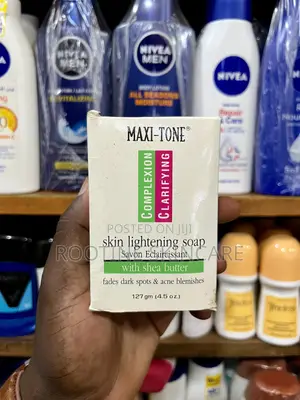 Photo - Maxi Tone Complexion Clarifying Lightening Soap