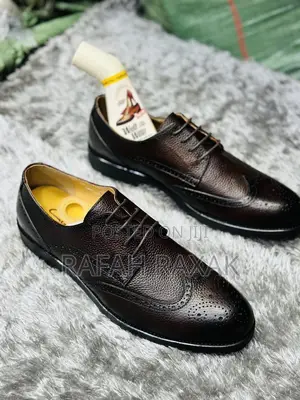 Original Formal Clarks Premium Leather Oxfords