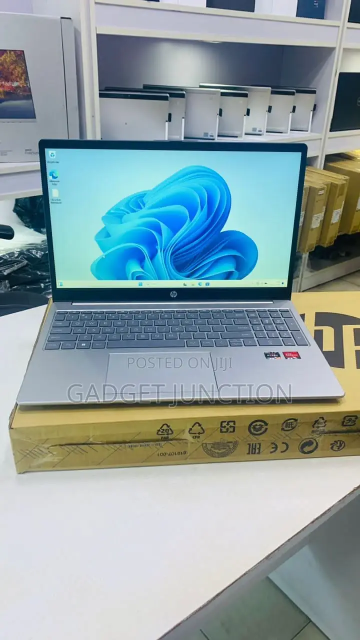 New Laptop HP 15S 8GB AMD Ryzen 3 SSD 512GB