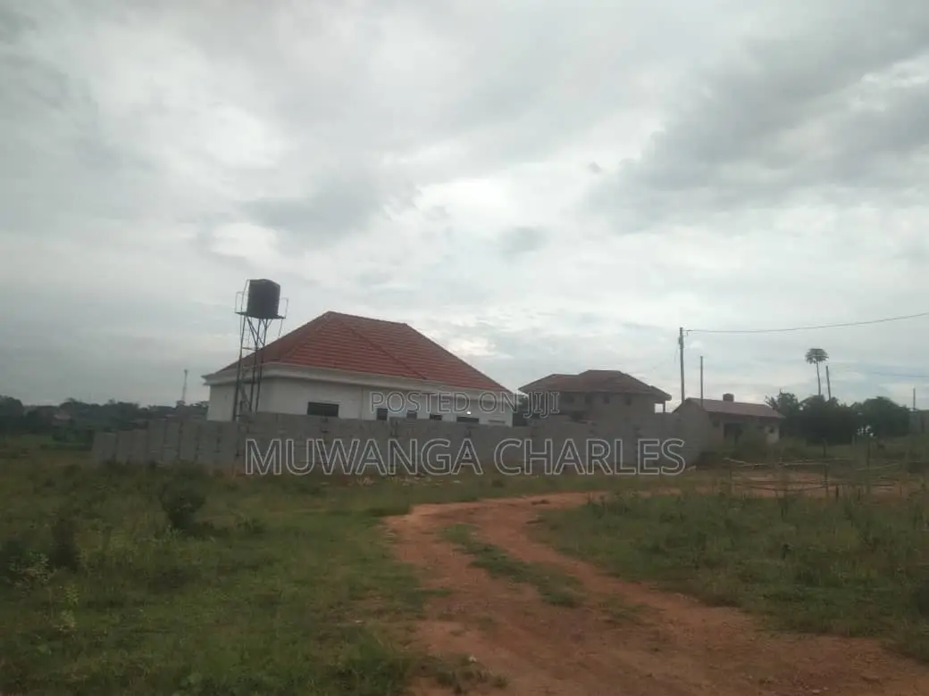 12deciamals of Land for Sale in Kungu
