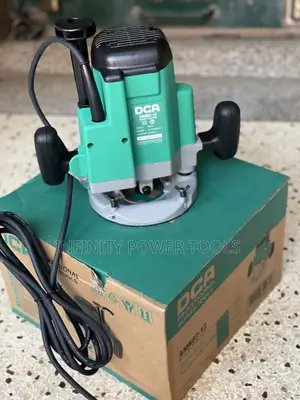 Wood Router DCA AMR02-12