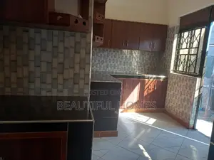Furnished 4bdrm House in Kira for sale