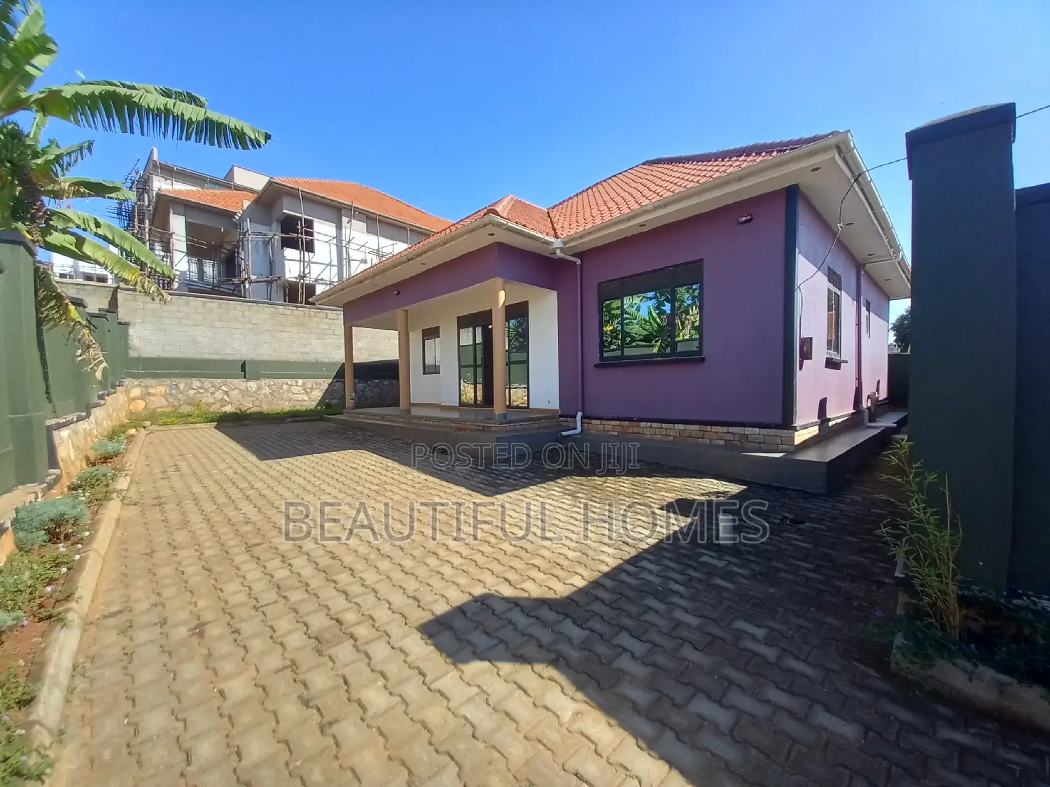 Furnished 4bdrm Bungalow in Kira for sale