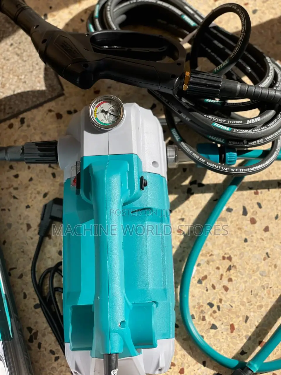 Total 1500W Portable Pressure Washer.