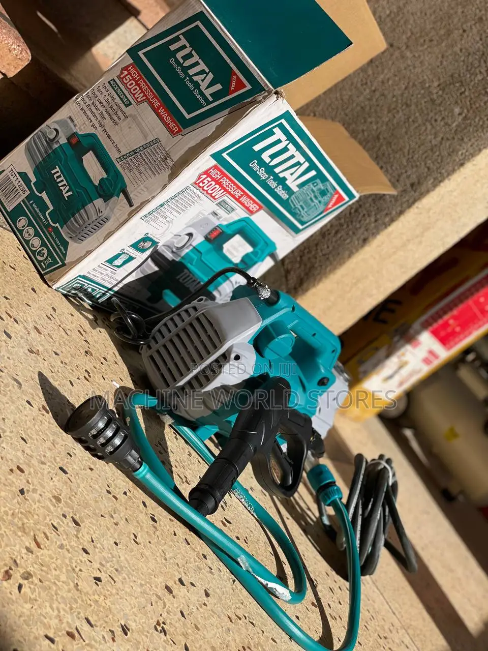 Total 1500W Portable Pressure Washer.
