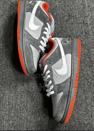 Original Nike SB Dunk Low Staple NYC Pigeon Sneakers