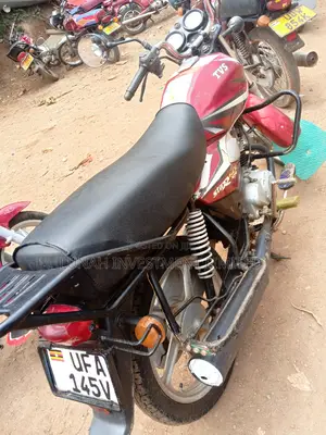 TVS HLX 125 2024 Red