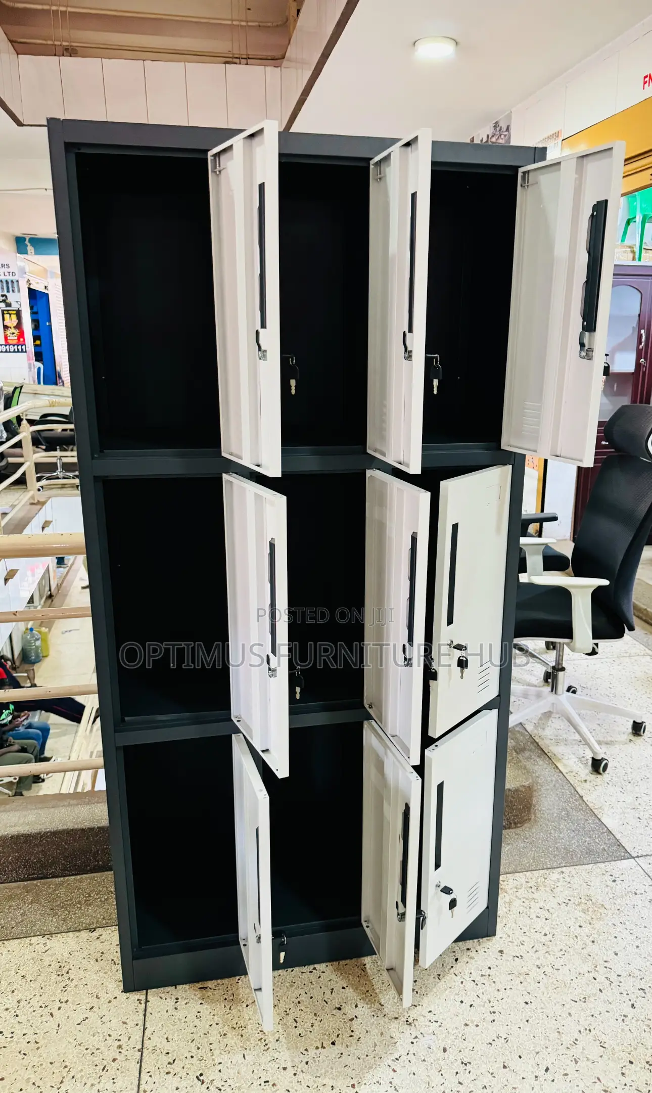 Metallic Locker 