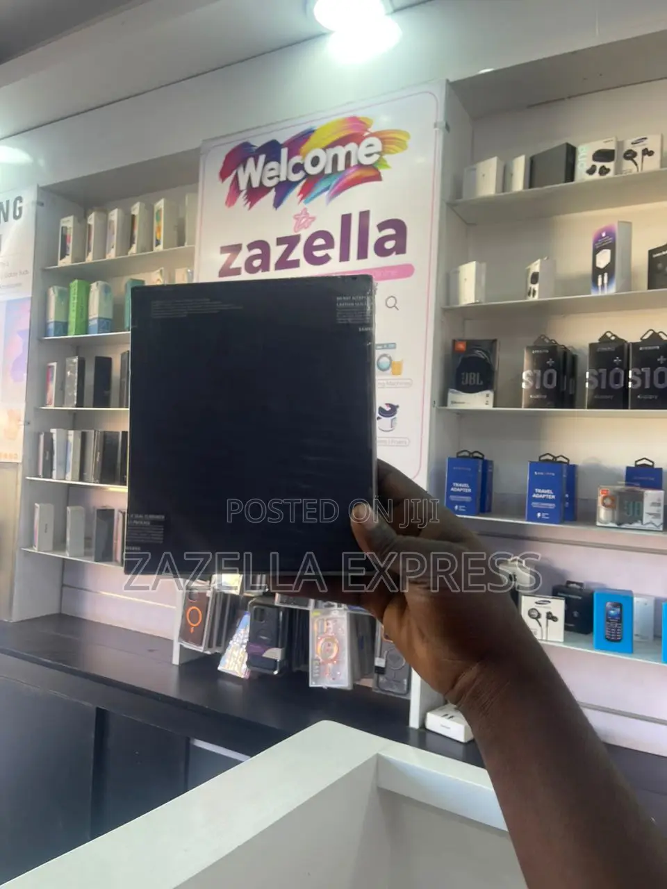New Samsung Galaxy Z Fold4 256 GB Black