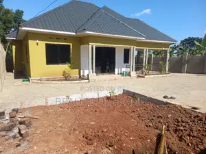Furnished 4bdrm House in Kira for sale