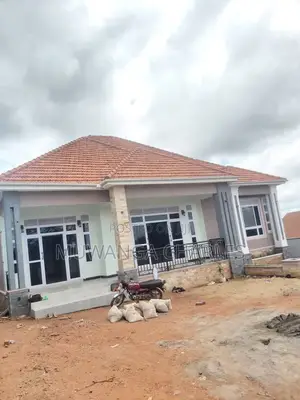 4bdrm Bungalow in Fs Properties Ltd, Kira for sale