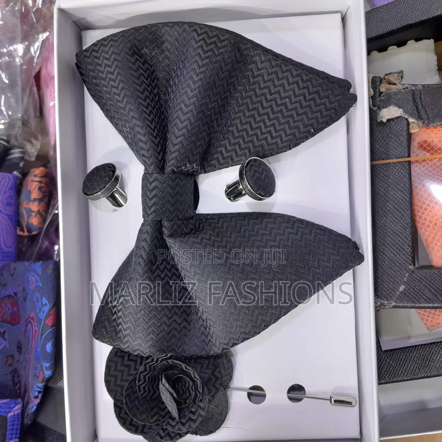 Butterfly Men's Bowties