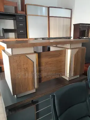One Fourty Desk Executive (1.40cm)