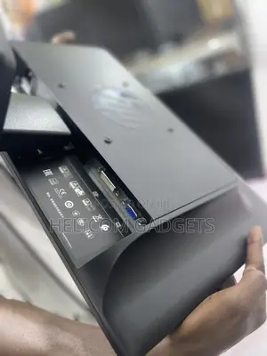 Dell Monitors All Inches (19inche)