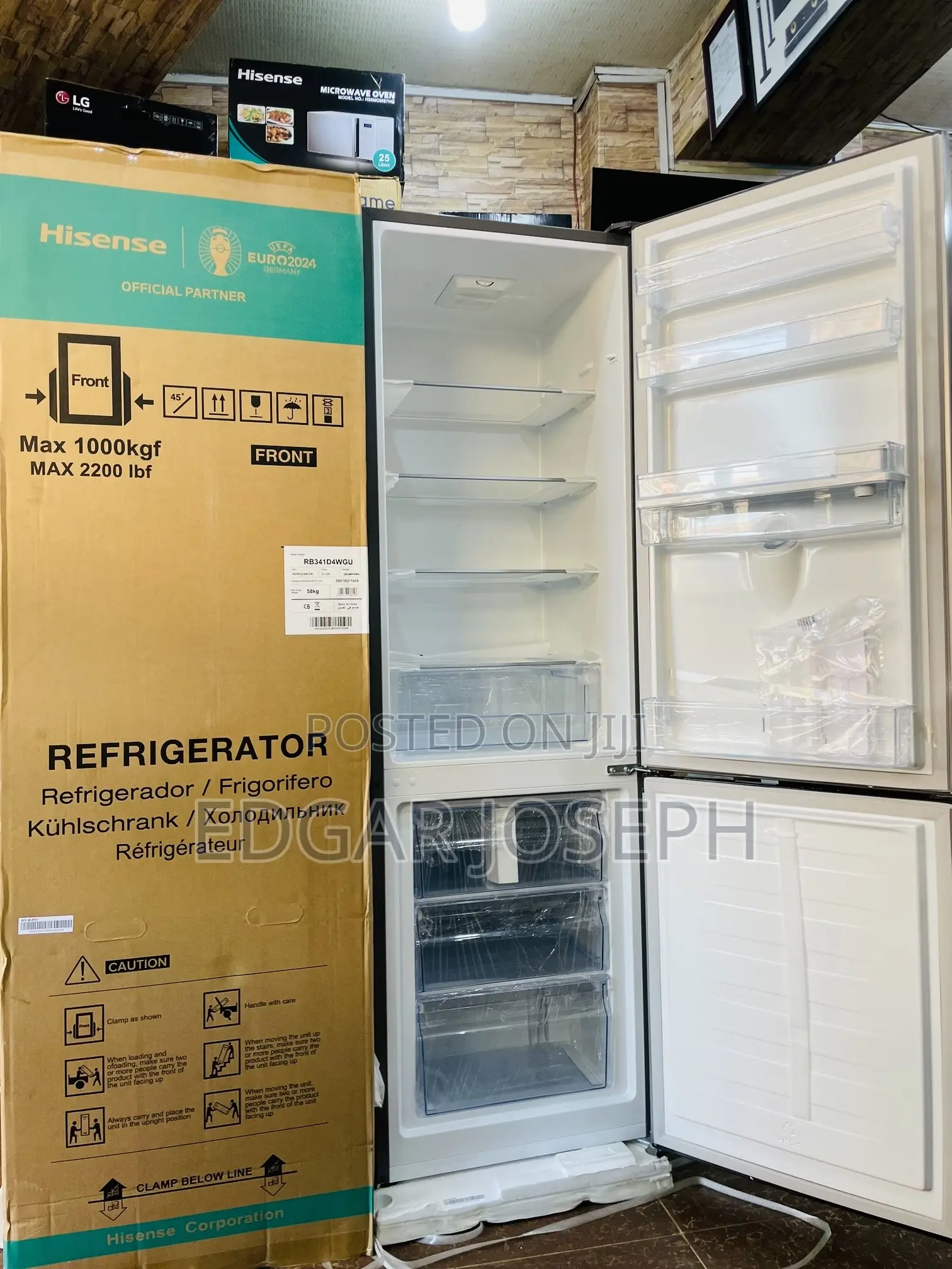 Hisense 341 Refrigerator With Dispenser