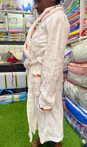 Kind Bathrobe Available in Different Colors
