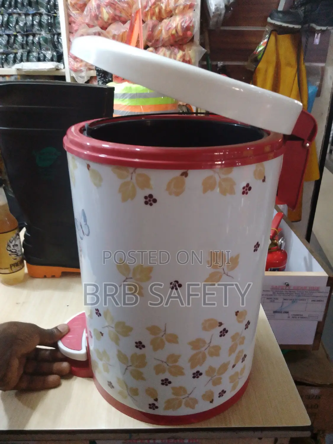 Indoor Dust Bins