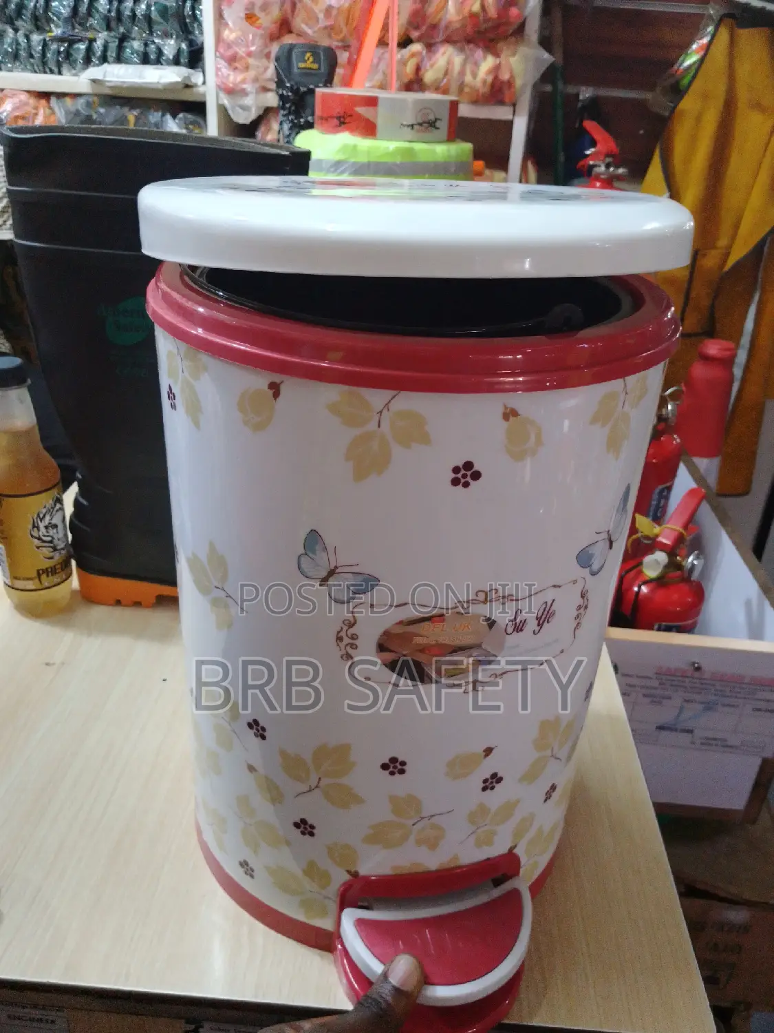Indoor Dust Bins