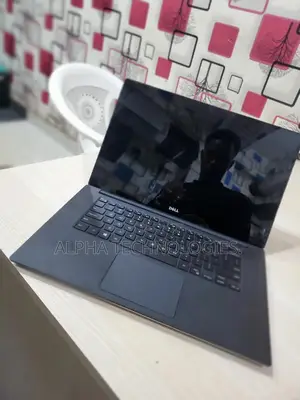 Laptop Dell Precision 5520 16GB Intel Core I7 SSD 512GB
