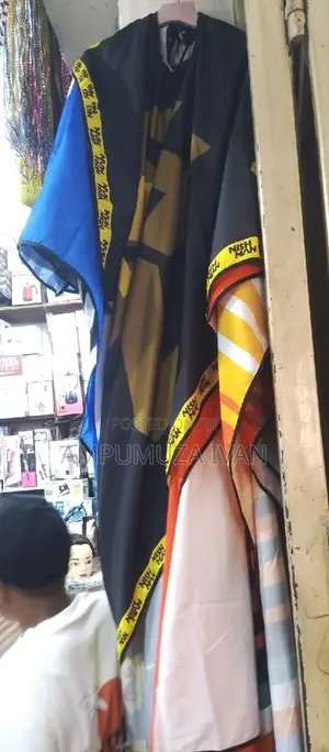 Saloon Aprons