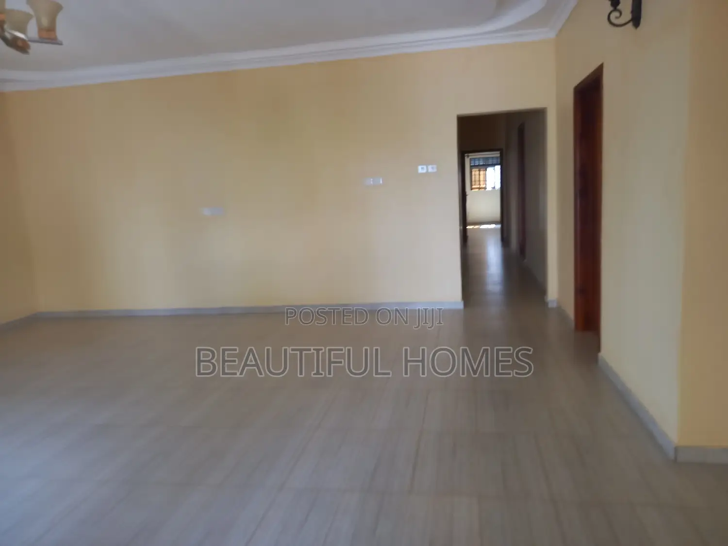Furnished 4bdrm House in Kira for sale