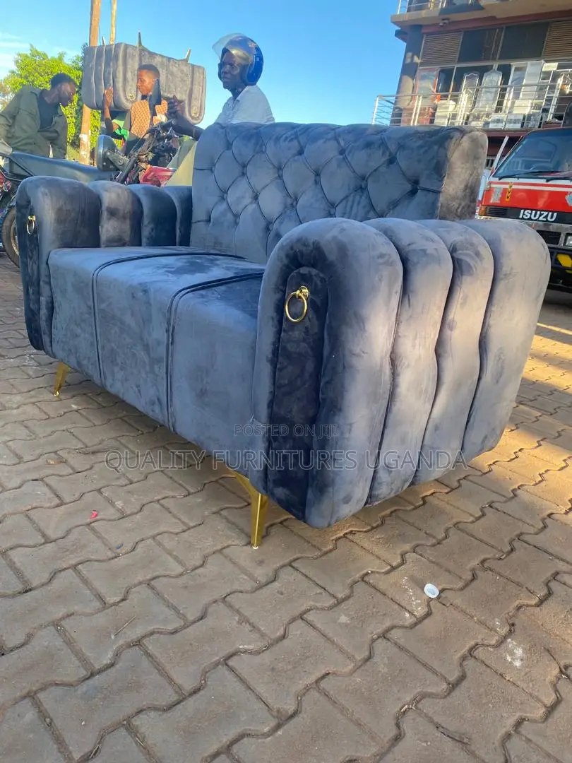 2 Seater Chesterfield Sofa Seat on Order
