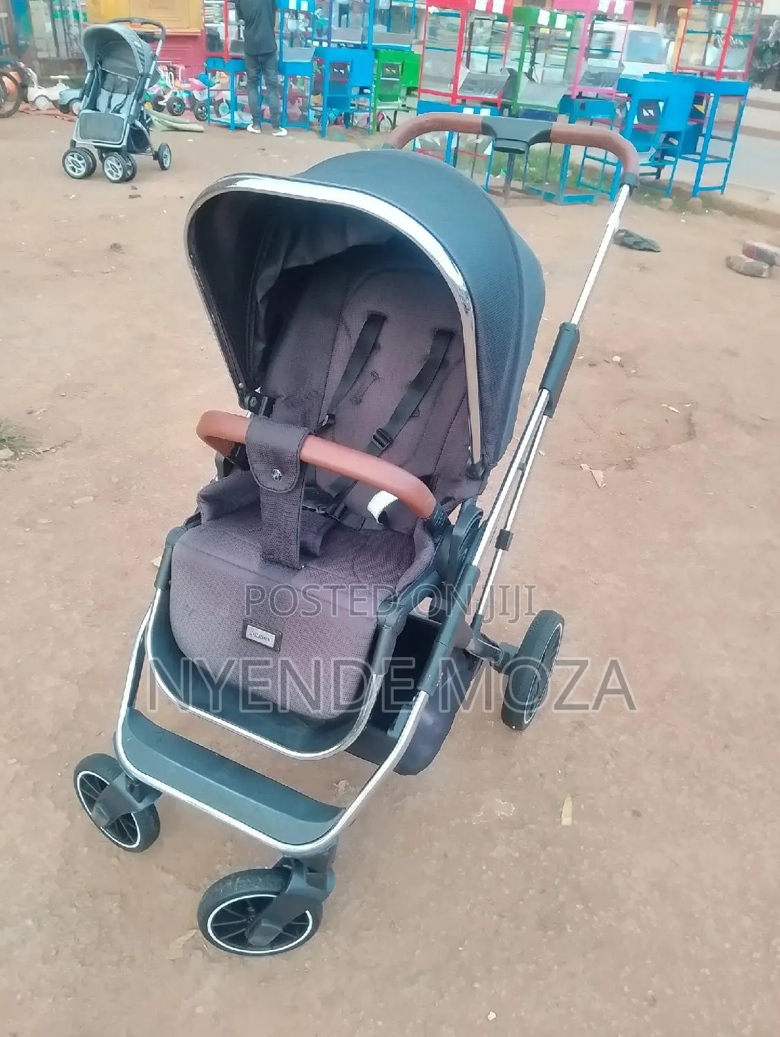 Giggles Pram or Stroller