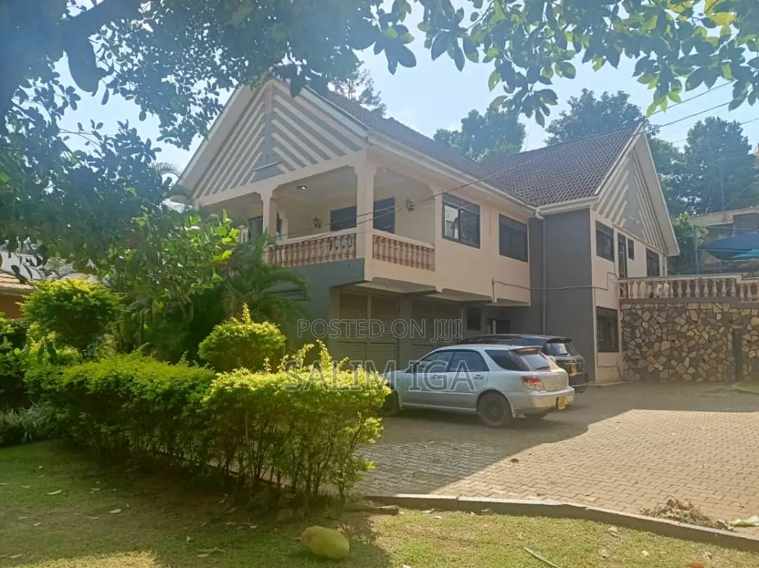 5bdrm Duplex in Kololo Property, Central Division for rent