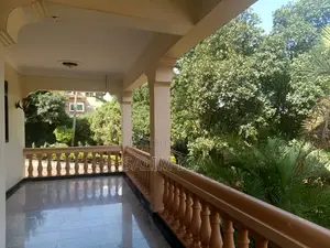 5bdrm Duplex in Kololo Property, Central Division for rent