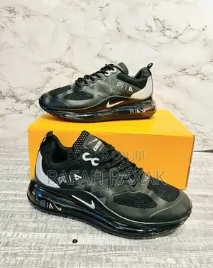 Original Men’S Nike Air Max 720 Sneakers