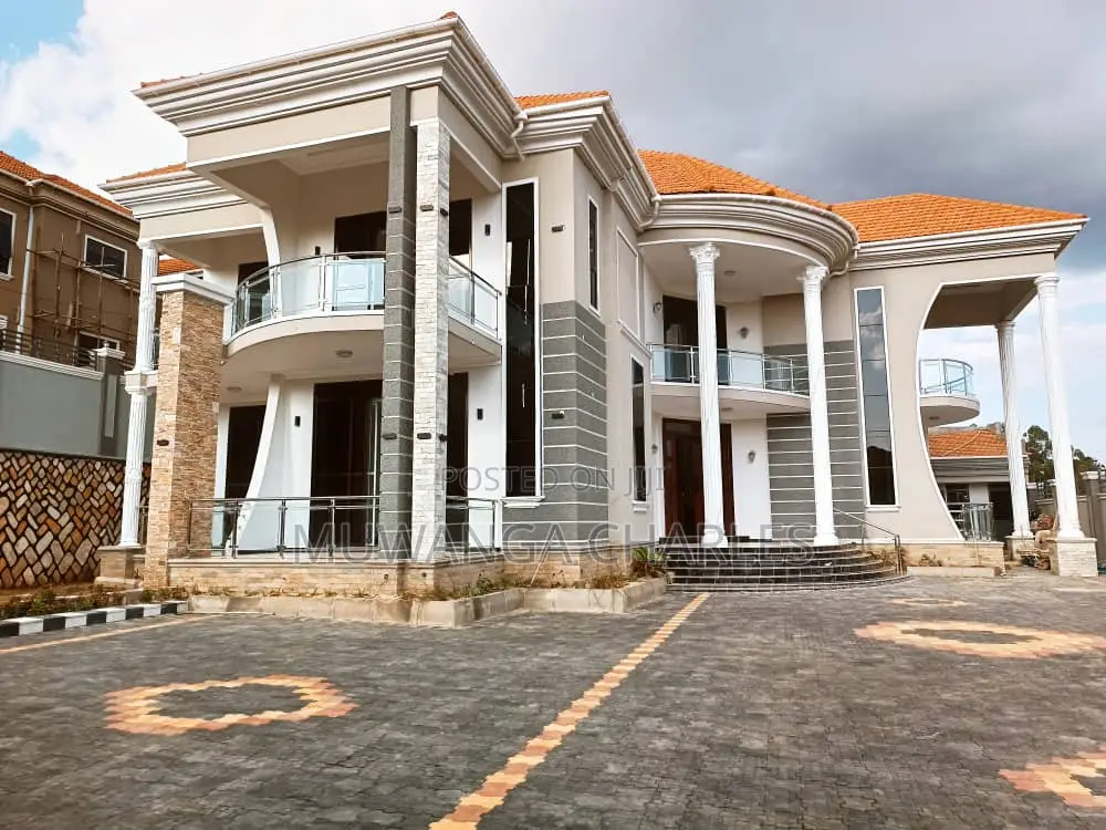 6bdrm Duplex in Fs Properties Ltd, Kira for sale