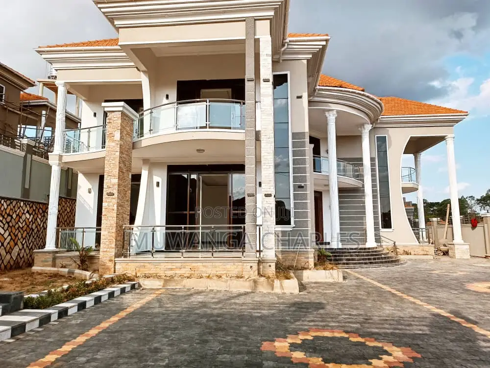 6bdrm Duplex in Fs Properties Ltd, Kira for sale